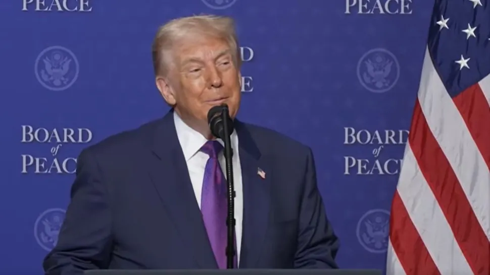 Tucker Carlson își cere scuze pentru sprijinul acordat lui Donald Trump: „Am indus lumea în eroare”