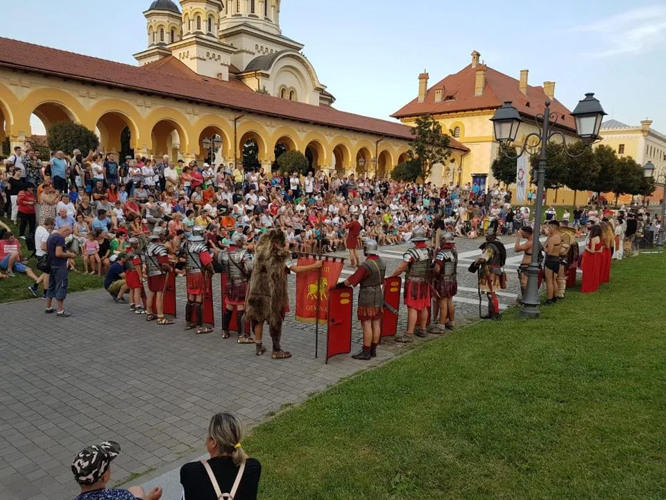 Garda Apulum își mută reprezentațiile pe program de toamnă!