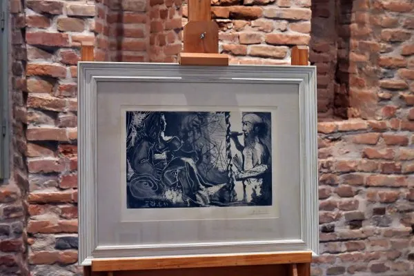 Lucrările aiudeanului Ștefan Balogh expuse alături de o gravură a lui Pablo Picasso