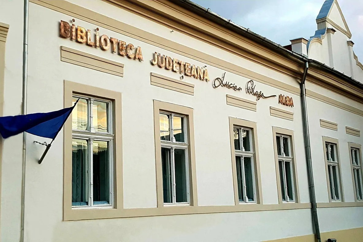 Omagiu lui Eminescu, la Biblioteca Județeana Alba