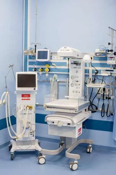 Aparatură și echipamente medicale în valoare de aproape 4 milioane de lei pentru trei spitale din Alba