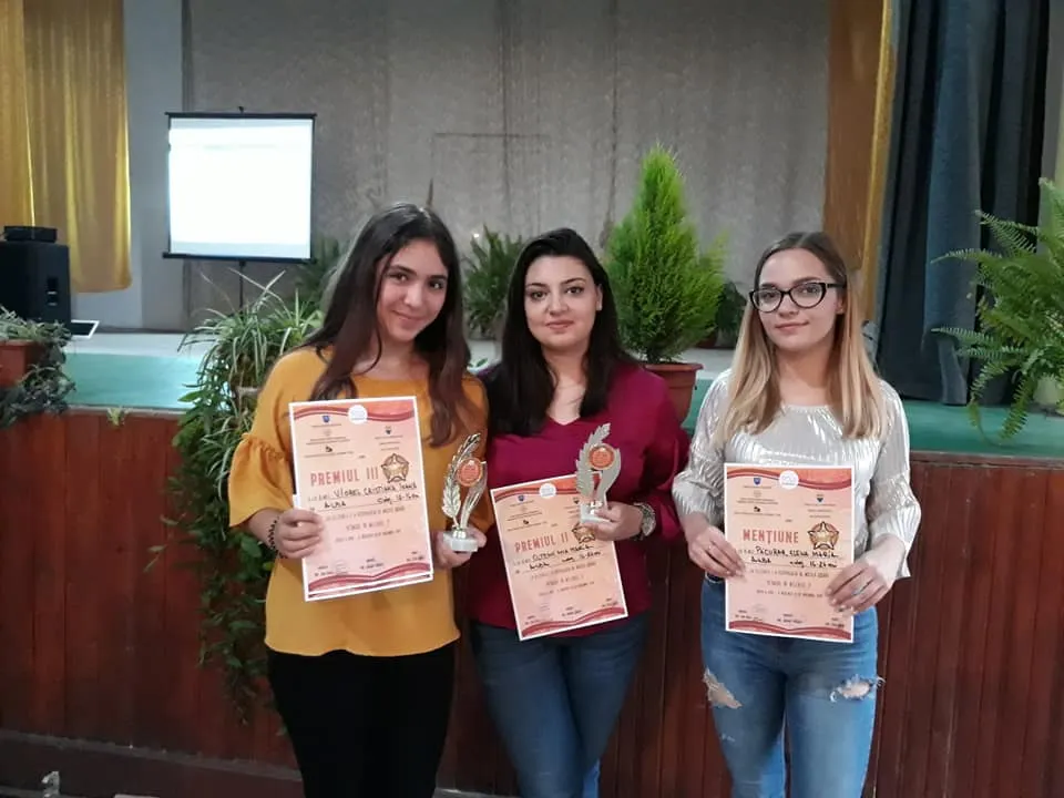 Premii pentru cursanţii Şcolii de Arte din cadrul Centrului de Cultură „Augustin Bena” Alba