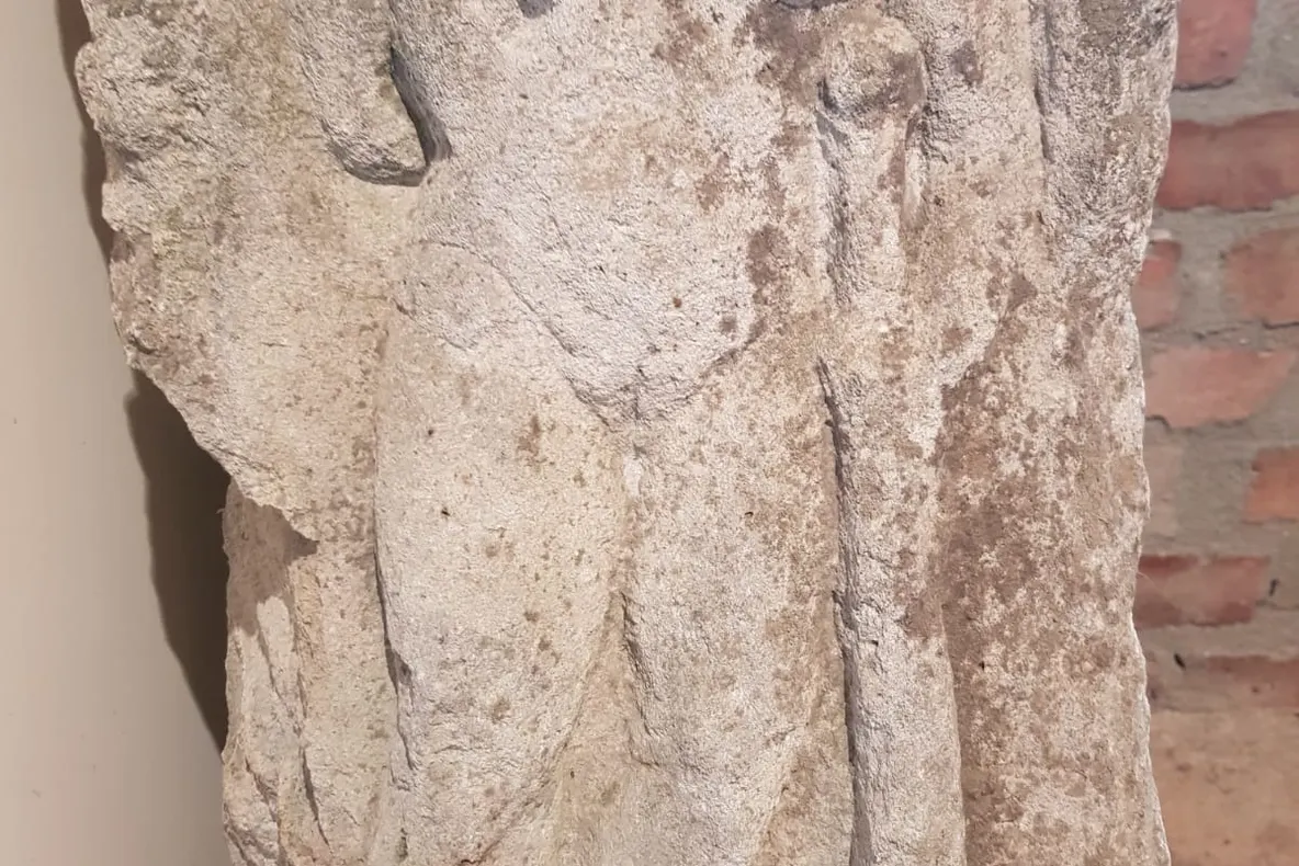 Artefact de epocă antică recuperat de poliţiştii din Alba