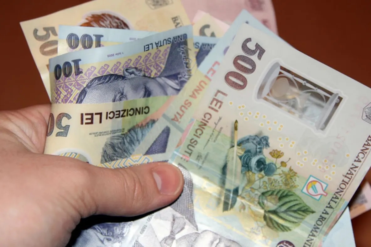 Un bărbat a furat dintr-o manăstire din Şugag