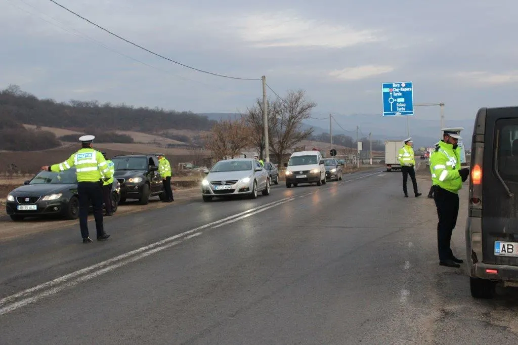FOTO : Acțiune ”la sânge” a polițiștilor din Aiud. Ce au depistat oamenii legii în trafic ?