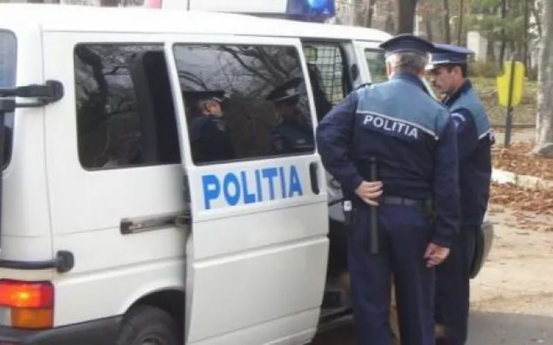 Persoane cercetate pentru FURT de polițiști din Alba