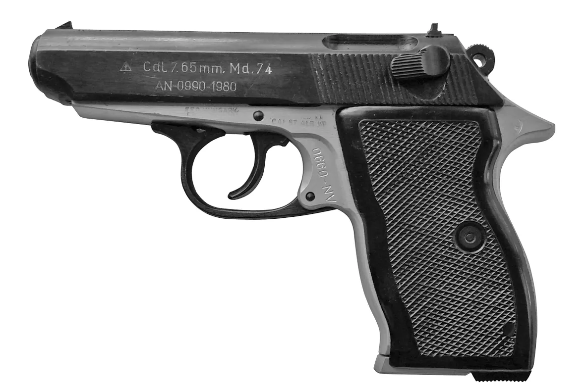 Pistol furat chiar în ziua alegerilor