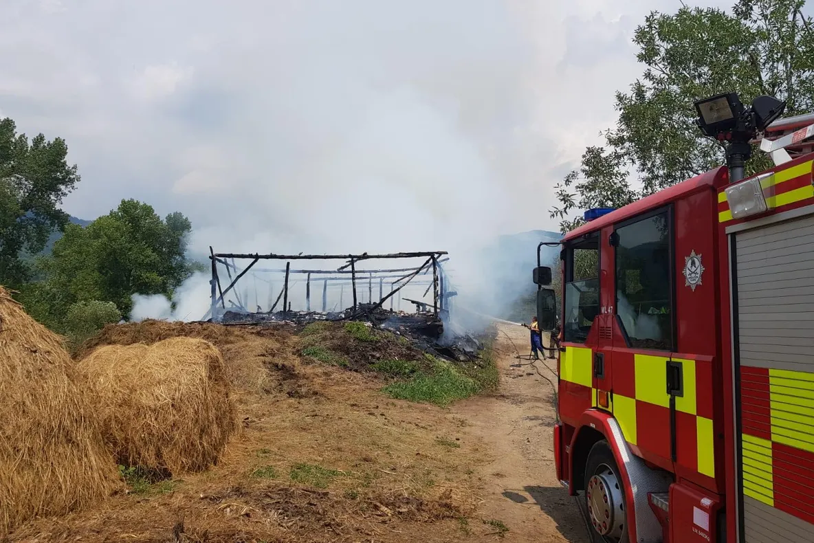 Incendiu la o anexă gospodărească din Bucerdea Vinoasă