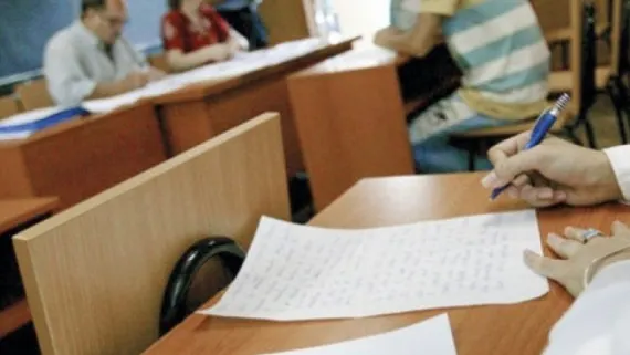 Profesorii încă așteaptă banii pentru examenele naționale. Plata întârzie de două luni