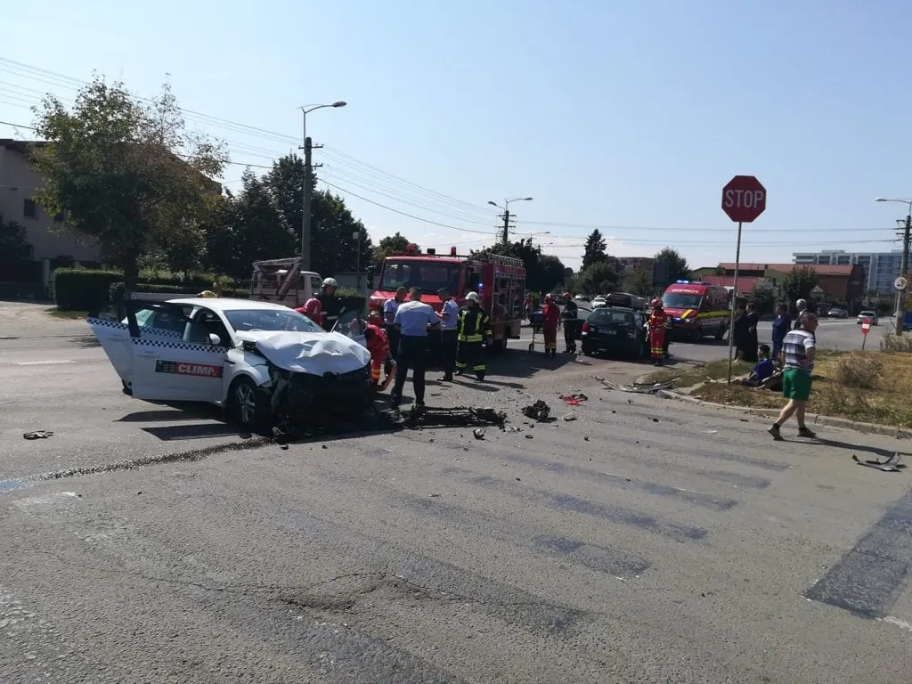 Accident în Cluj provocat de o șoferiță din Alba