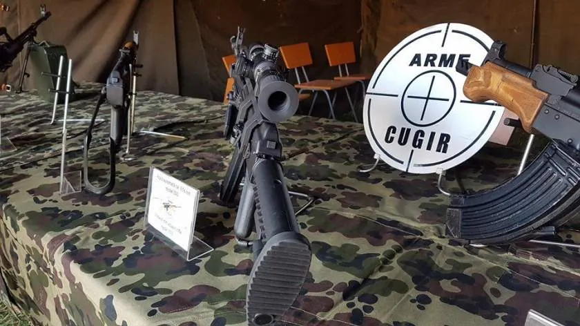 Fabrica de Arme Cugir cooptată în proiectul  fabricării în România a unei arme de asalt moderne
