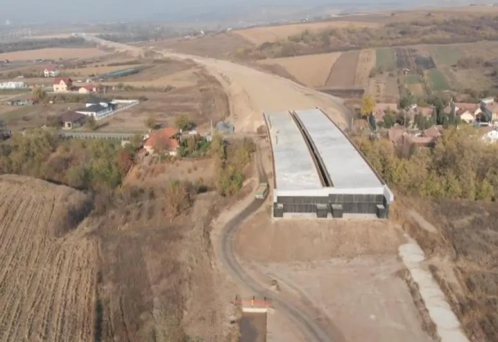 O familie din Alba Iulia a obţinut în justiţie oprirea lucrărilor la Autostrada Sebeş - Turda. Pe unde trece drumul