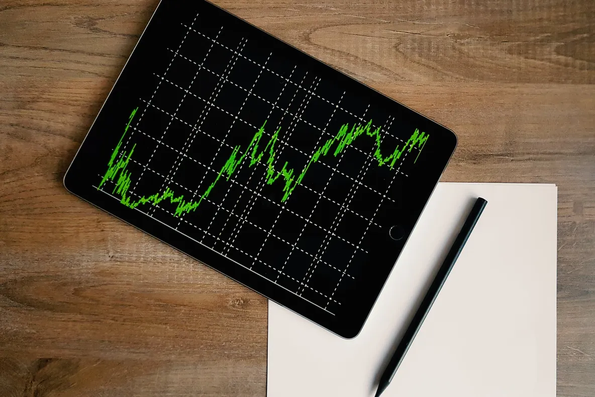 STUDIU TERMENE.RO: 16.99% dintre hotelurile și restaurantele din Alba solicită certificatul pentru situații de urgență. 12.43% aplică la programul IMM Invest (P)