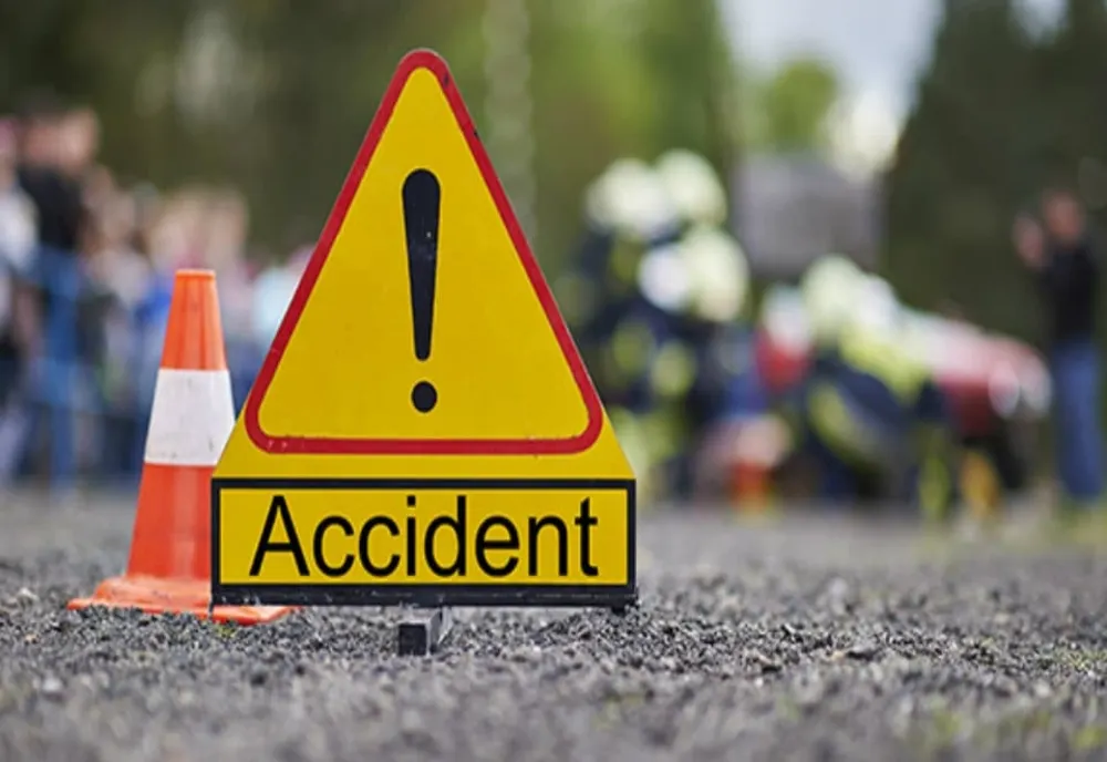 Nu a păstrat distanța regulamentară și a produs un accident la ieșirea din Teiuș