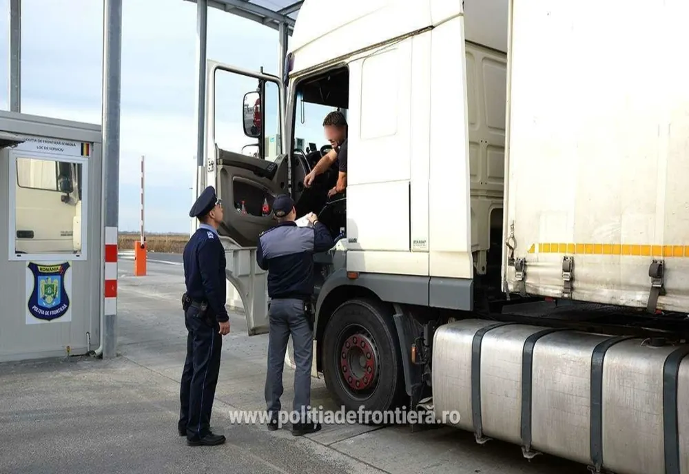 Trei români şi un maghiar au deturnat cinci transporturi de marfă din Europa 