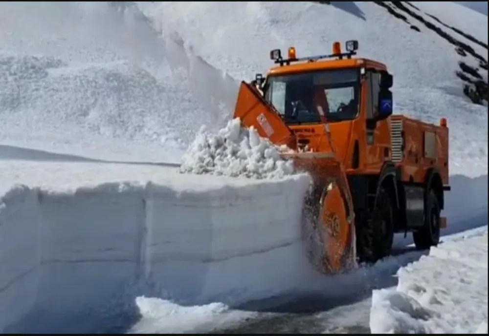 Închisoare cu suspendare pentru deszăpezire preferențială pe Transalpina