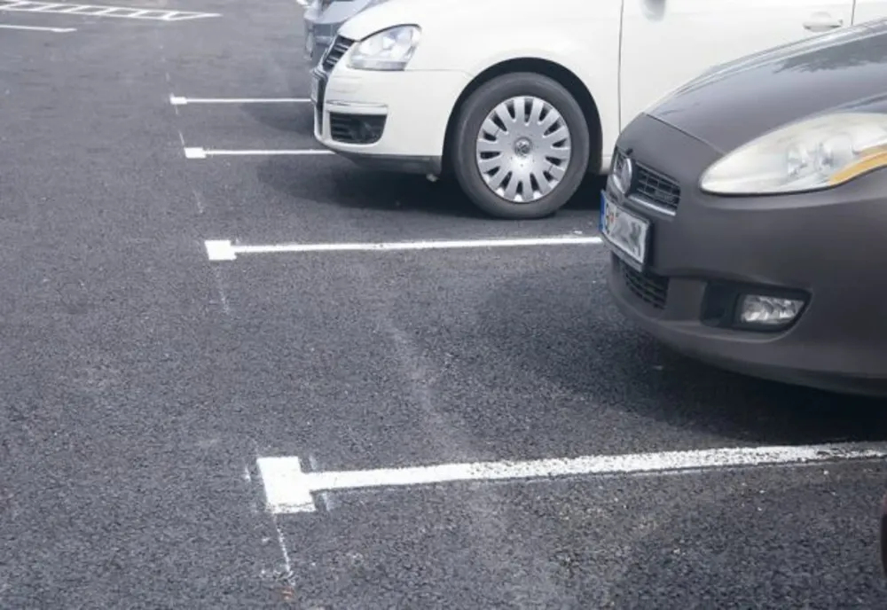 A bătut un bătrân pentru un loc de parcare