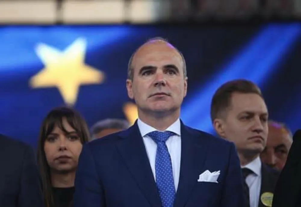 Sondajul prezentat de Rares Bogdan: PNL a urcat la 22,2%, în vreme ce PSD scade la 31%