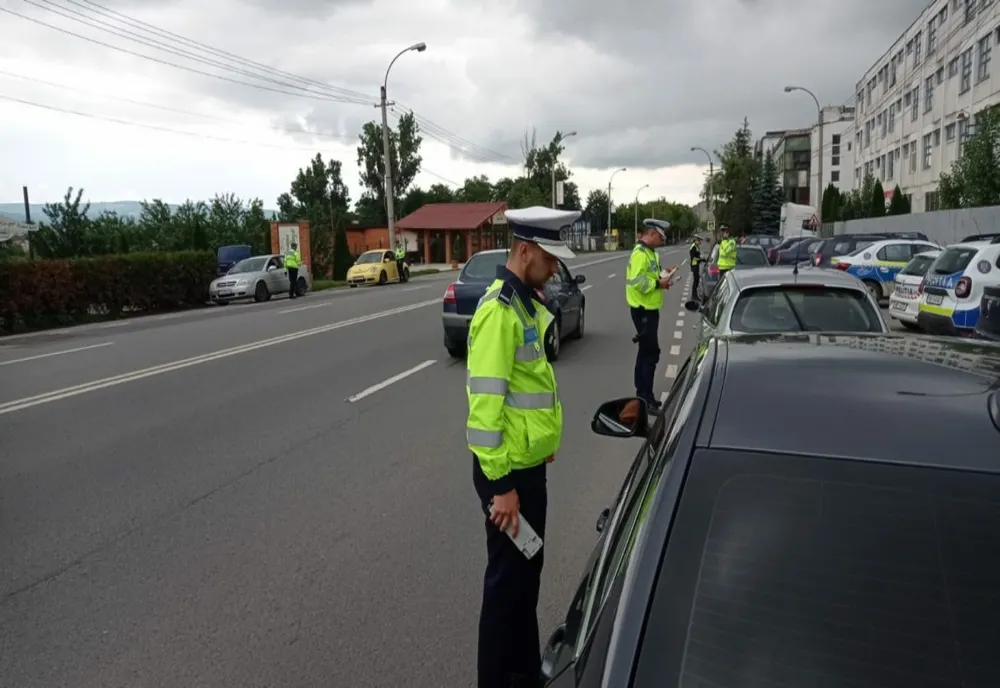 Bistrițean fără permis, depistat la volan în Câmpeni