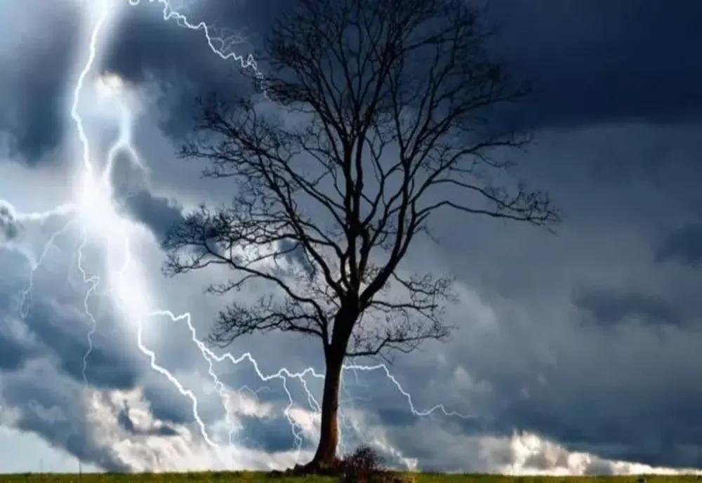 Meteorologii anunță că vremea se îndreaptă, dar numai pentru câteva zile. Când revin ploile și fenomenele extreme?