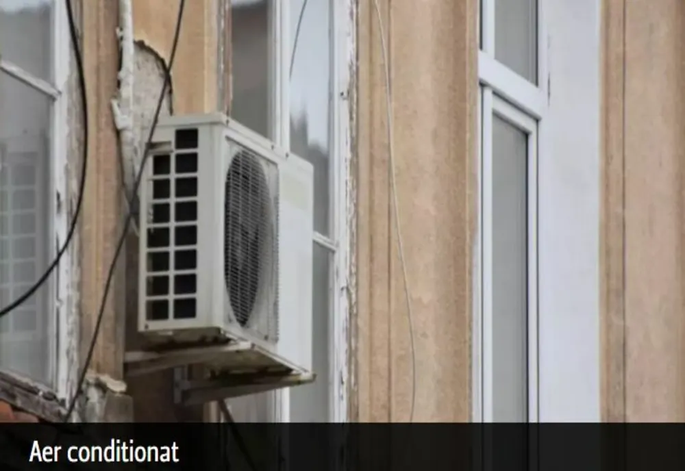 Amenzi pentru românii care au aparate de aer condiționat ce "picură" în capul trecătorilor