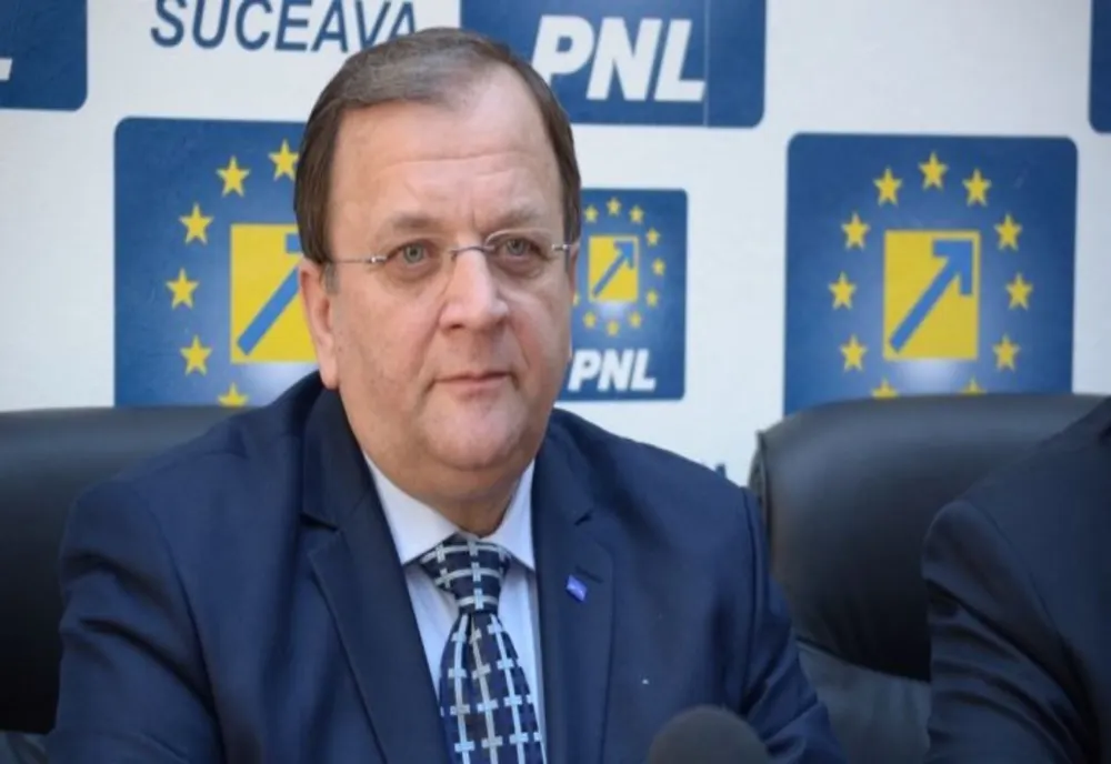 GHEORGHE FLUTUR, DUPĂ CE CIOLACU A SPUS CĂ ÎL AȘTEAPTĂ LA PSD: ”AȘ PUTEA SĂ MĂ SIMT JIGNIT, ÎNSĂ EL NU AVEA NICIUN DREPT SĂ SE SIMTĂ JIGNIT CUM CĂ BUZĂUL AR FI MOLDOVA”