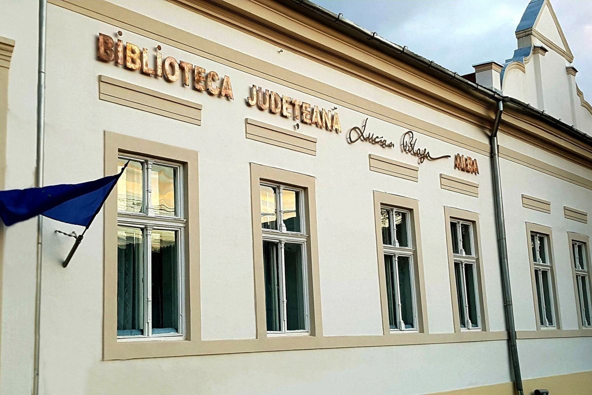 Omagiu lui Eminescu, la Biblioteca Județeana Alba