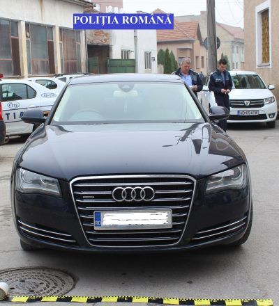 Încă un autoturism furat din Marea Britanie, găsit de polițiști în Alba