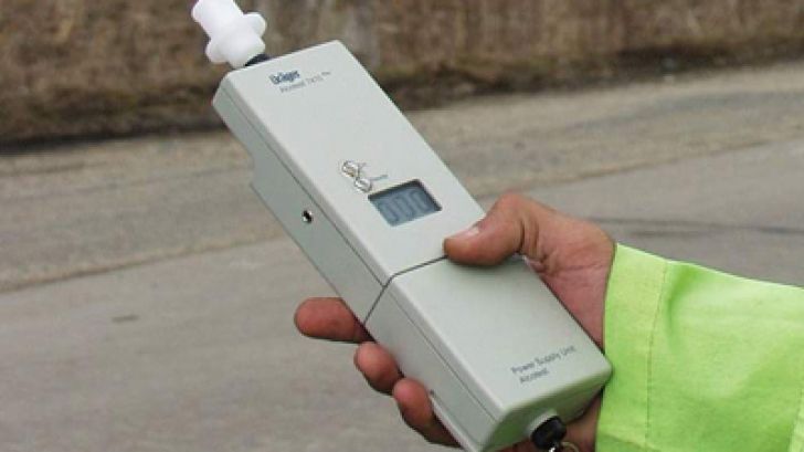 Un mopedist a comis 3 infracțiuni în aceeași zi