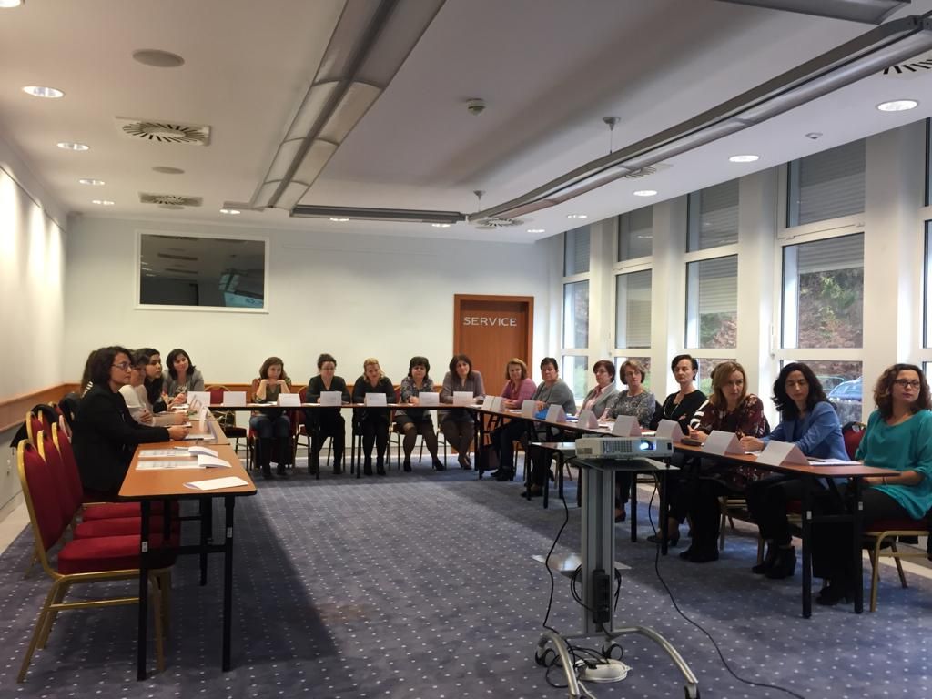 Întâlnirea asistenților medicali și moașelor din Regiunea Centru