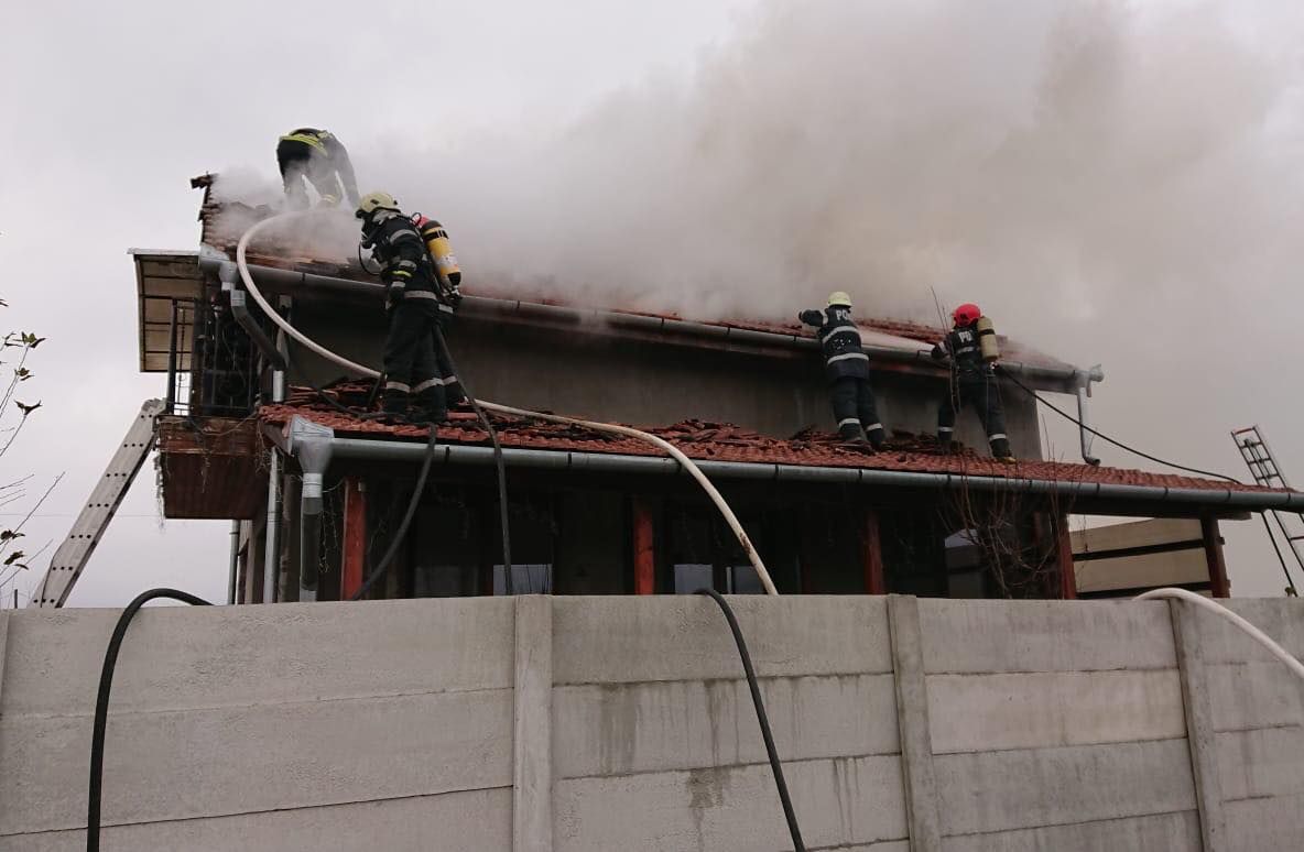 Incendiu la o locuință din Șard