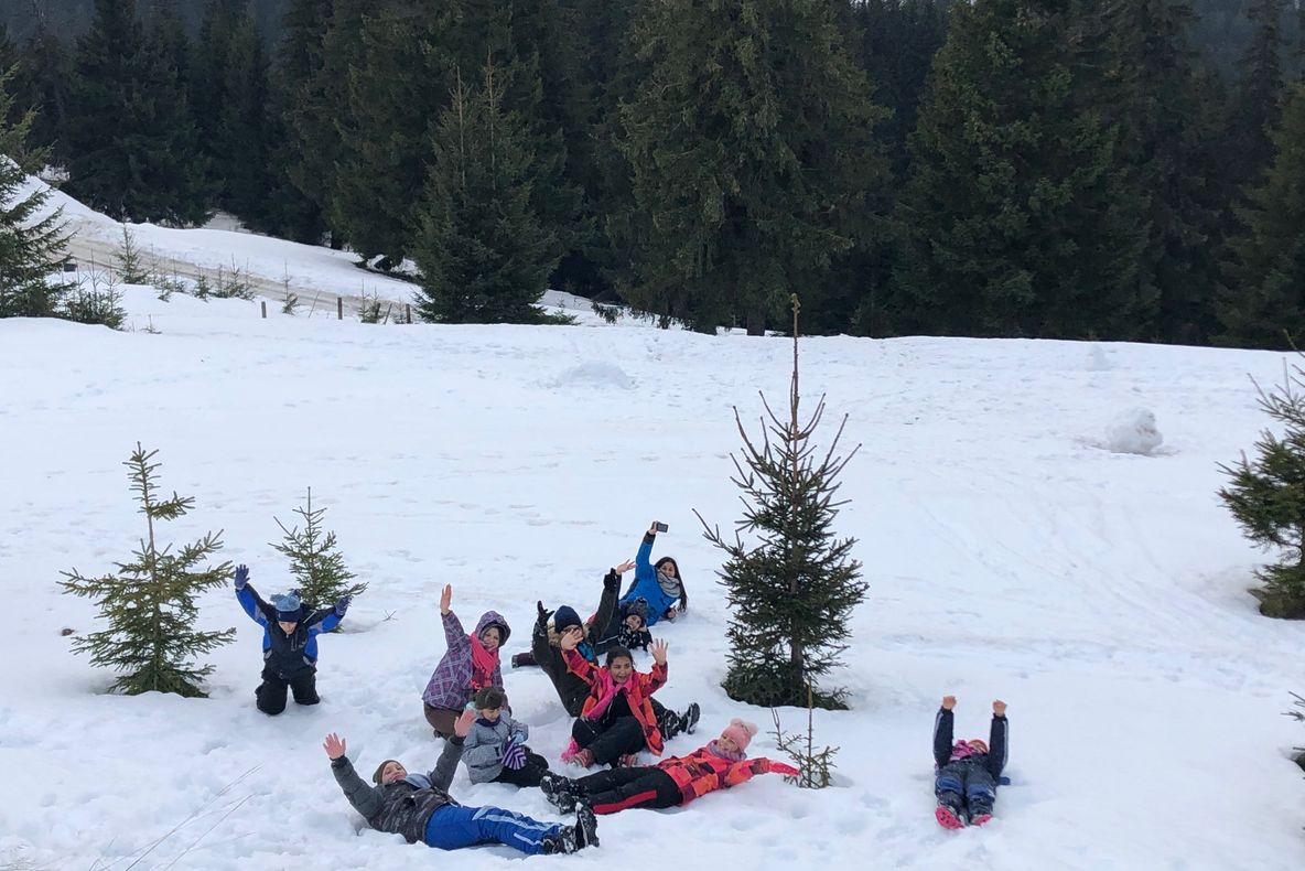 Excursie la Păltiniș pentru copiii de la casa de tip familial din Aiud