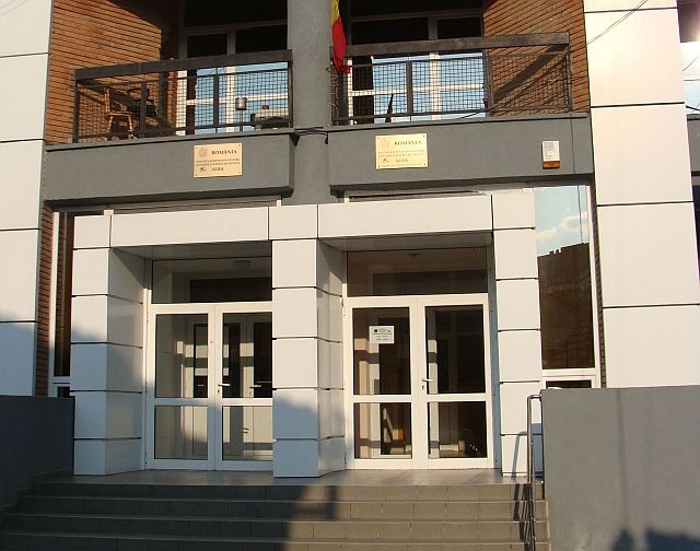 Sute de locuri de muncă disponibile în Alba.