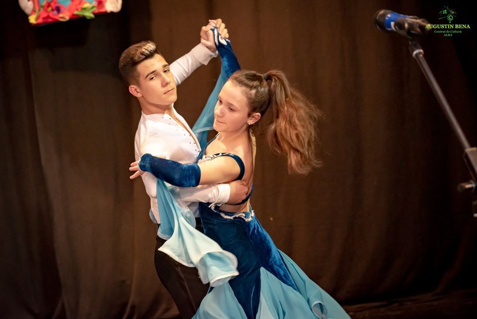 FOTO: Primul eveniment cultural-artistic susținut de cursanții Școlii de Arte și Meșteșuguri