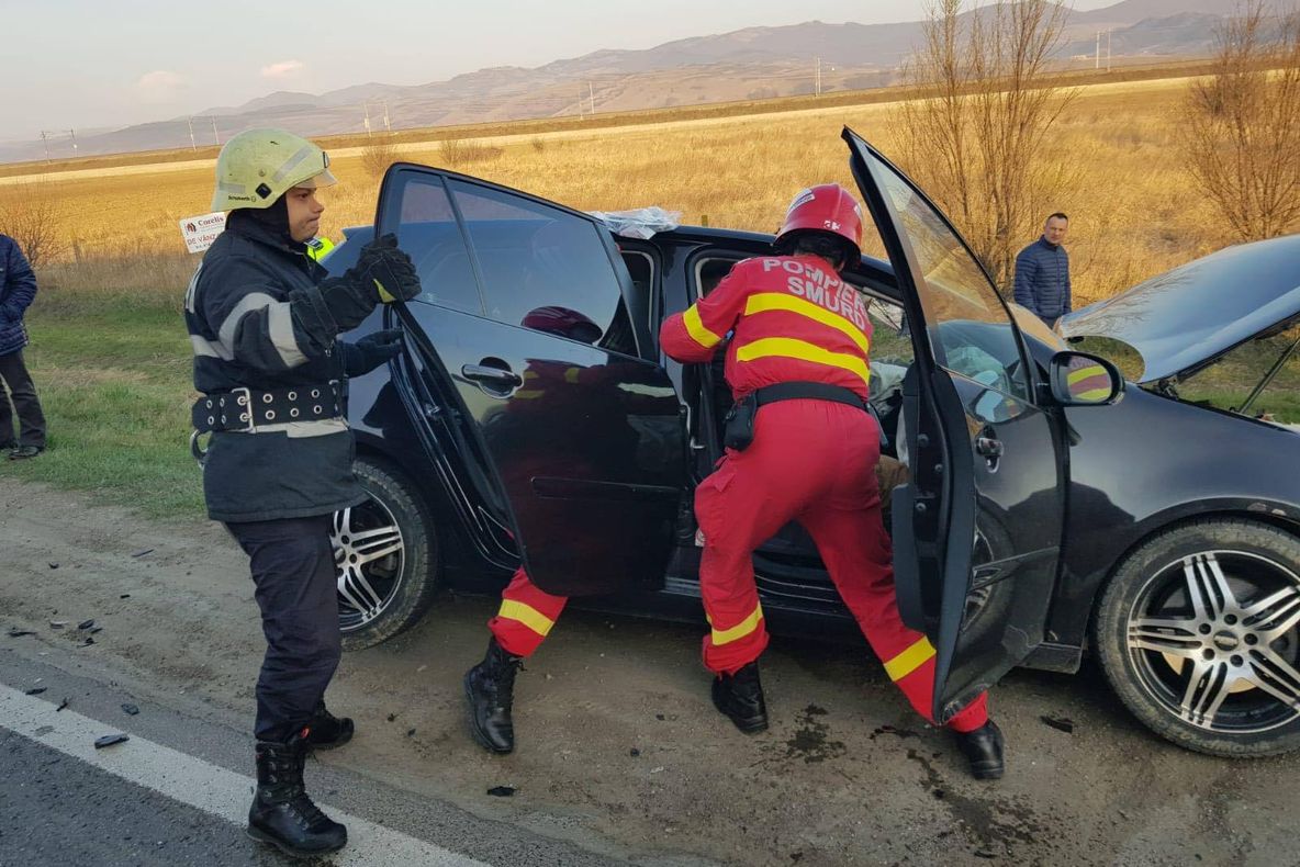 FOTO: Accident la intrarea în Alba Iulia dinspre Sebeș