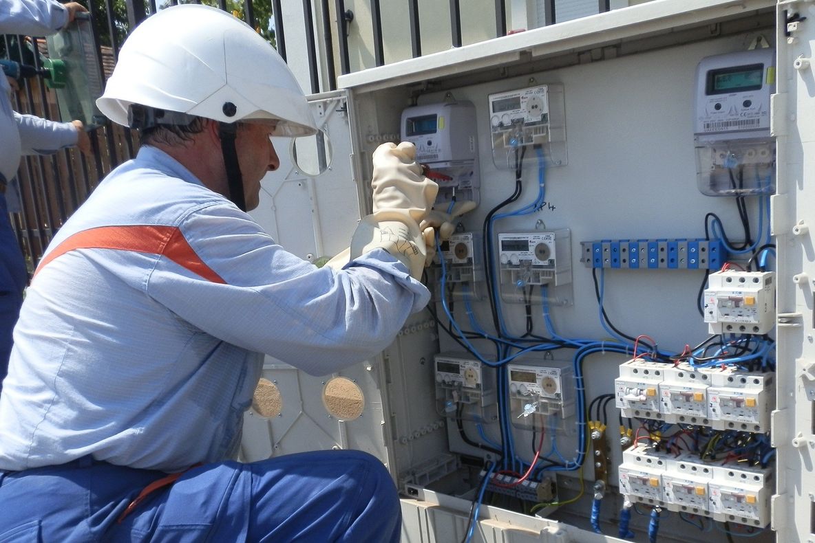 Întreruperi de curent programate în perioada 14 – 18 Octombrie