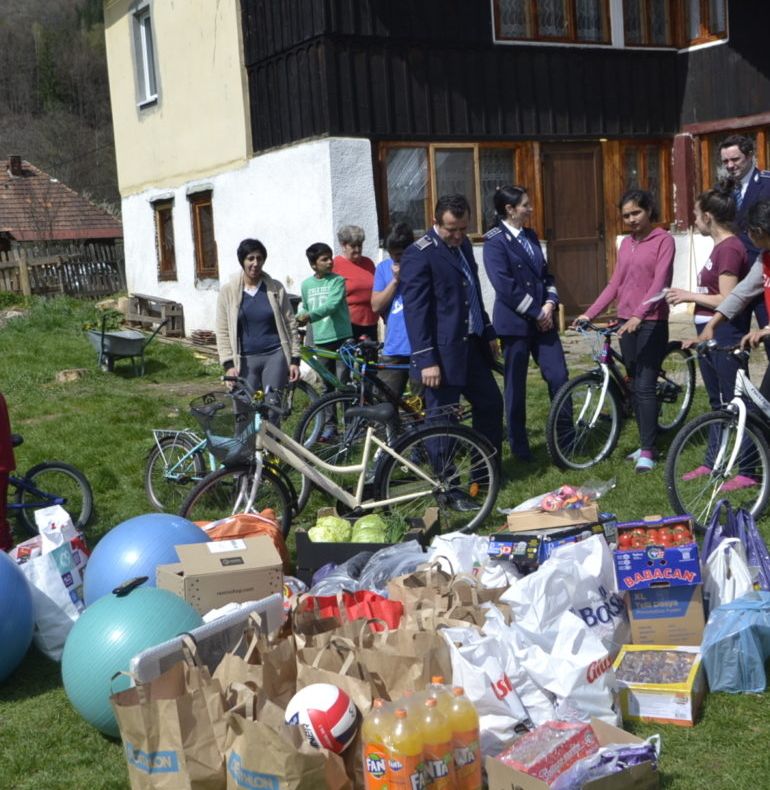 IPJ Alba : ÎMPREUNĂ PUTEM DĂRUI BUCURIE