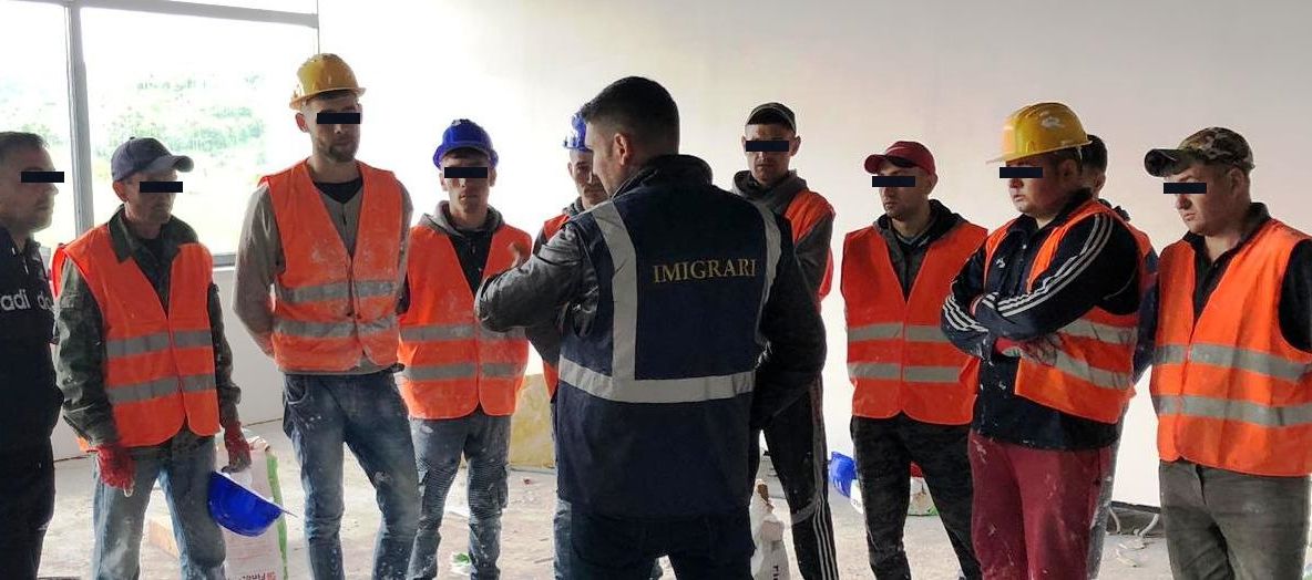 Cetățeni străini, depiastați la muncă ilegală în Blaj