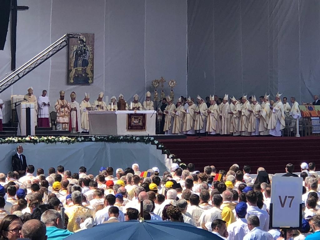 Vizita Papei Francisc la Blaj - A început ceremonialul de beatificare a celor șapte Episcopi greco-catolici