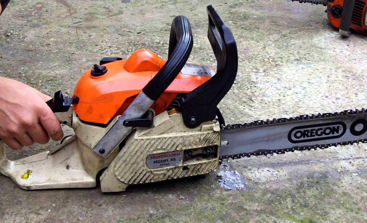 Minori cercetaţi pentru furtul unui motoferăstrău