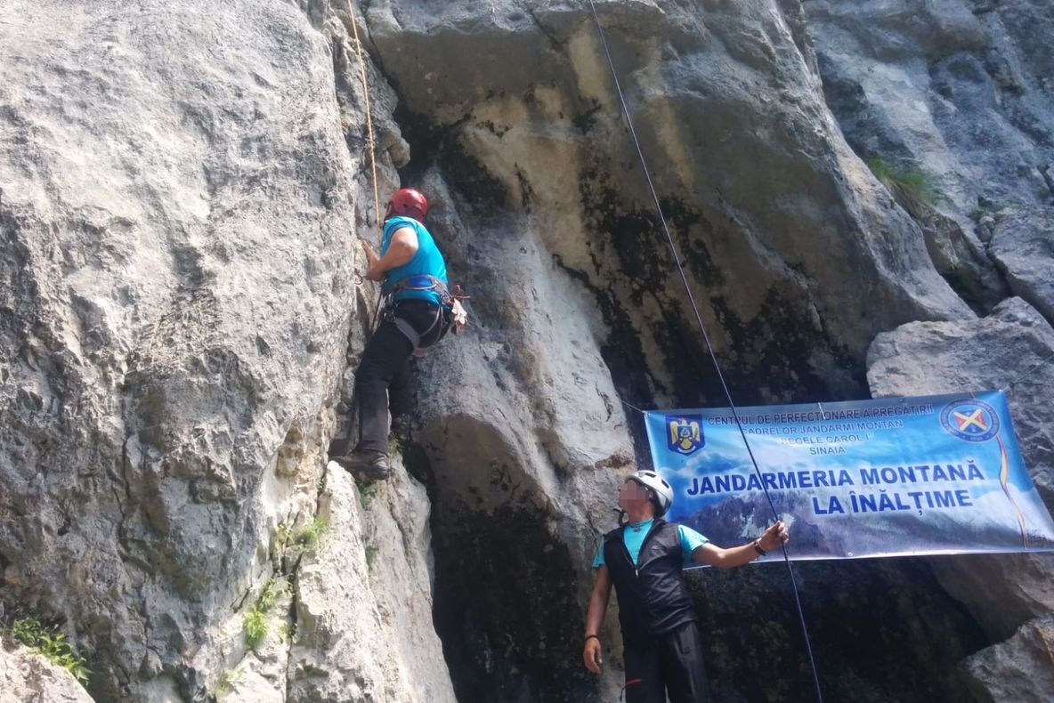 3 jandarmi din Alba participă la o competiție militar-aplicativă