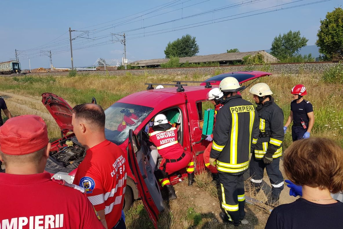 Trafic BLOCAT pe centura municipiului Alba Iulia în urma unui accident rutier