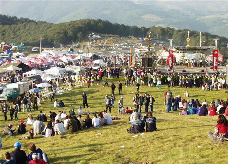 Programul Târgului de Fete de pe Muntele Găina