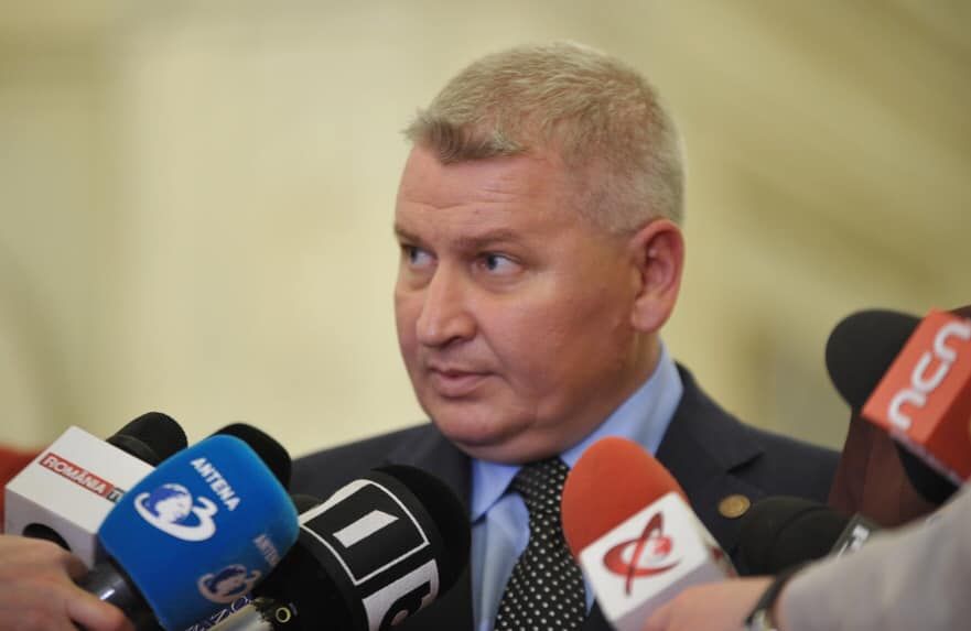 Florin Roman : Corupții din Poliție, Justiție, servicii secrete și administrație ar putea rămâne fără pensiile de serviciu.