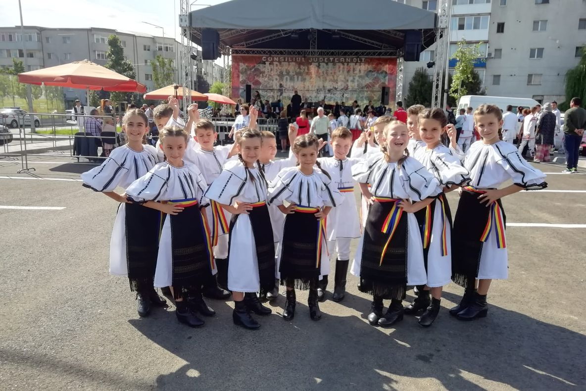 Noi premii pentru cursanții din cadrul Școlii de Arte și Meșteșuguri