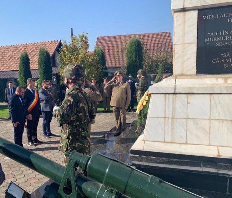 Ziua Armatei Române, marcată într-un cadru solemn la Sebeș