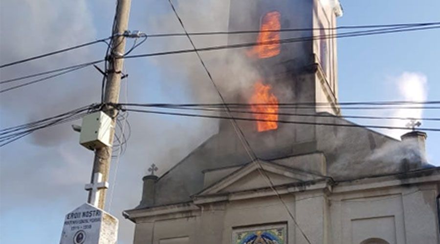 Încă o Biserică ARDE în județul Alba