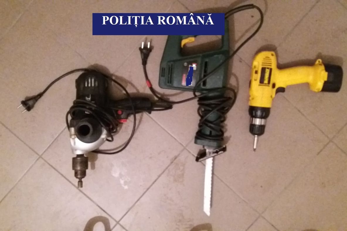 Polițiștii din Alba au recuperat mai multe bunuri furate