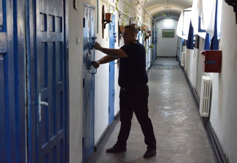 Daune IMPRESIONANTE pentru un deținut care și-a rupt piciorul la muncă în Penitenciarul Aiud