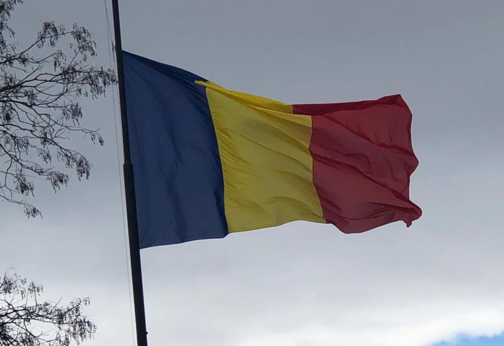 Ceremonii militare și depuneri de coroane dedicate Zilei Naționale la Alba Iulia